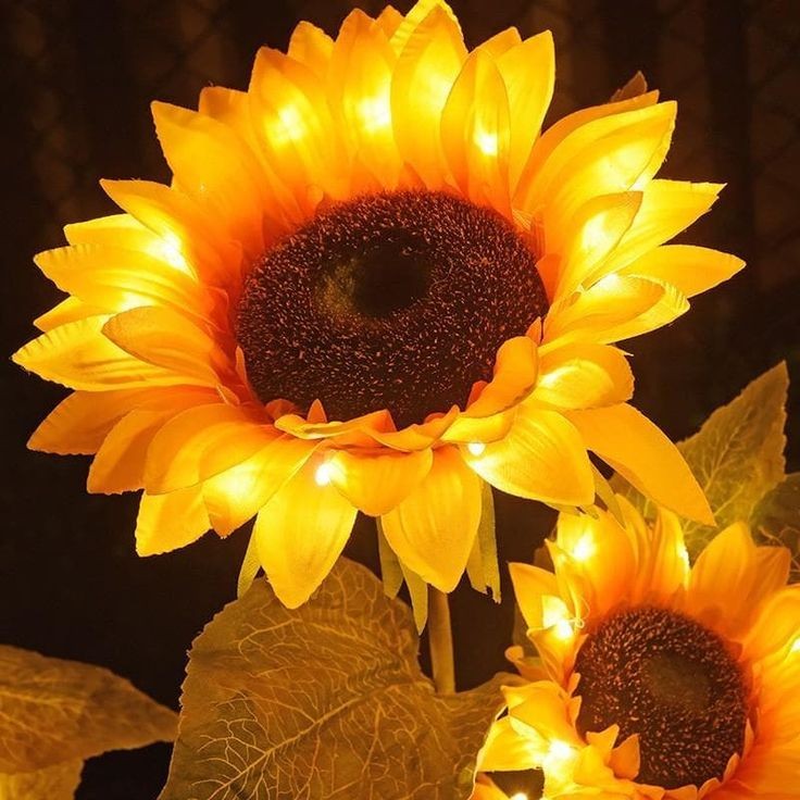 Solar Rechargeable LED Sunflower